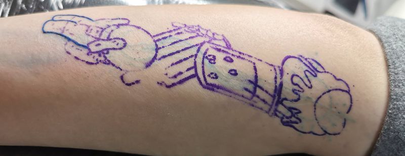 覆盖纹身图片_臀部纹身图案