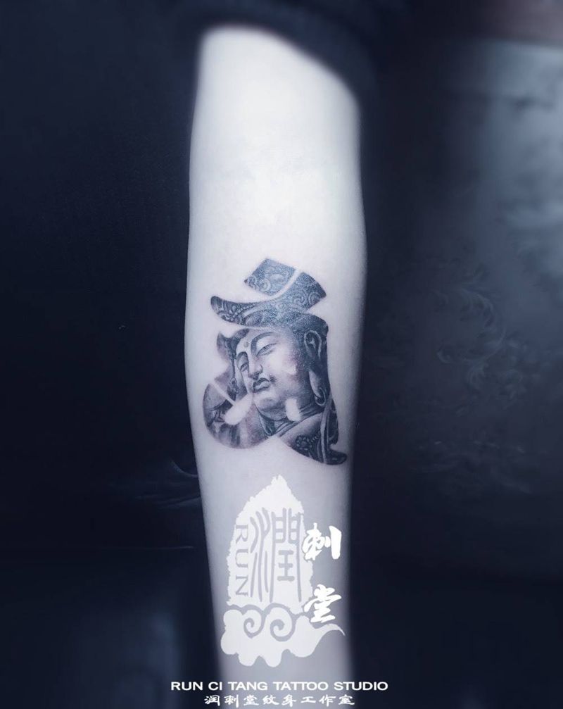 润刺青出品#给客人设计的本命菩萨，感谢信任#纹身图片