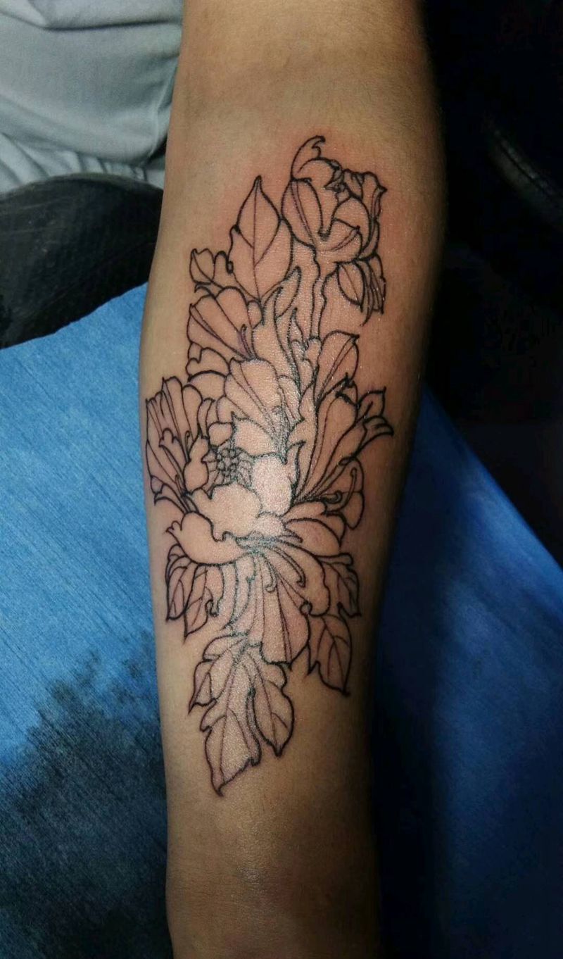 牡丹纹身图片_手臂彩色纹身图案