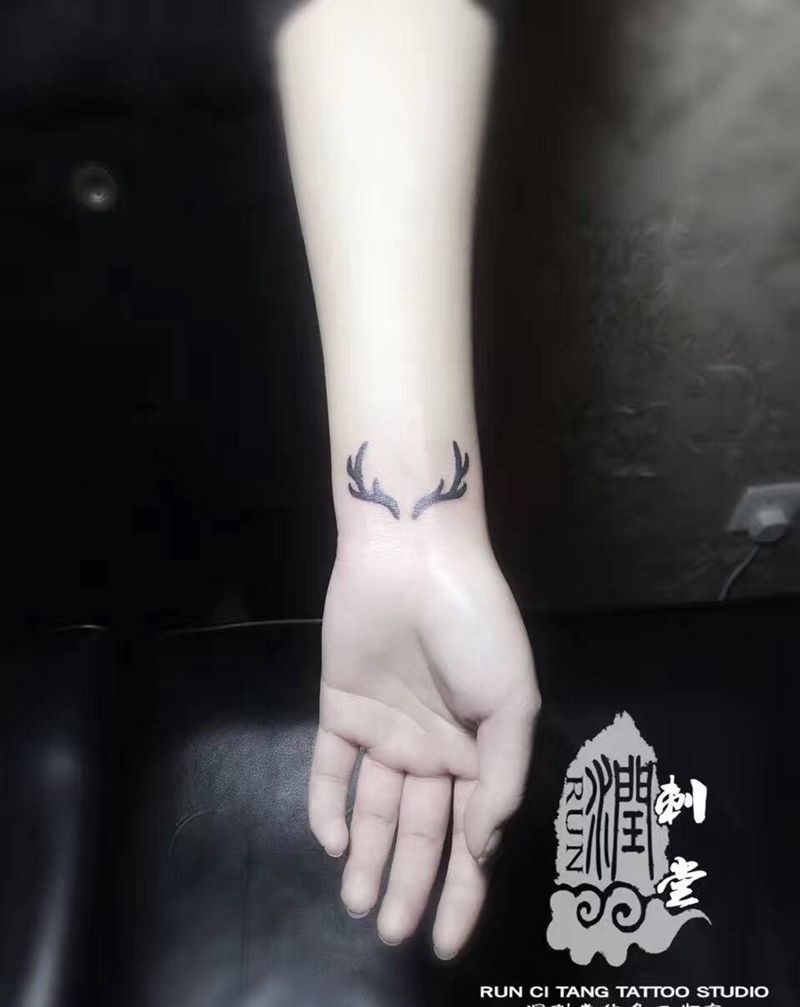 润刺青出品#小鹿角#纹身图片