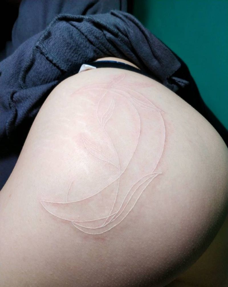 白色纹身——三木嘎作品纹身图片_臀部纹身图案