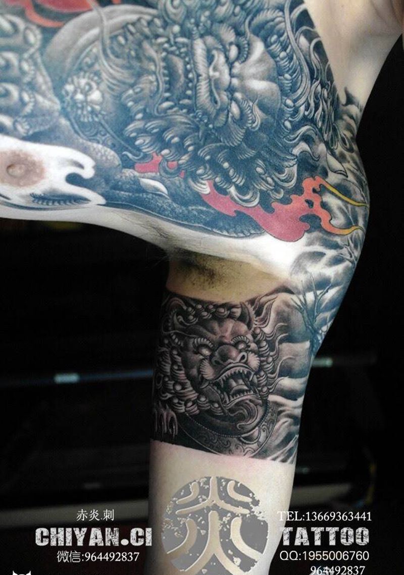 唐狮纹身图片_传统成品手臂动物鬼神宗教纹身图案