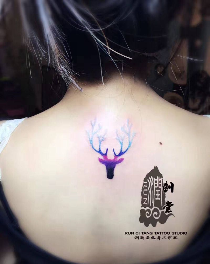 润刺青出品#小彩鹿#客人很喜欢纹身图片
