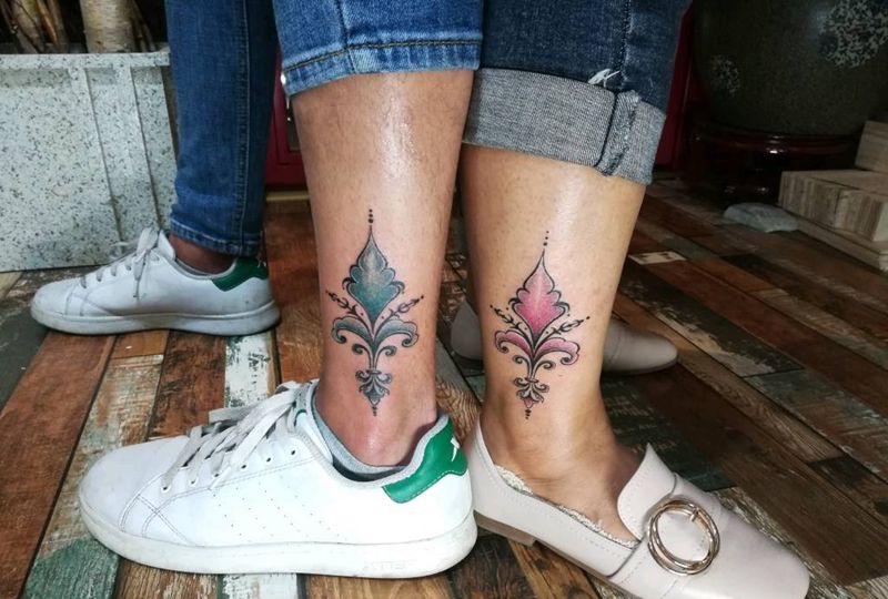 情侣印迹纹身图片_腿部脚部情侣脚踝纹身图案