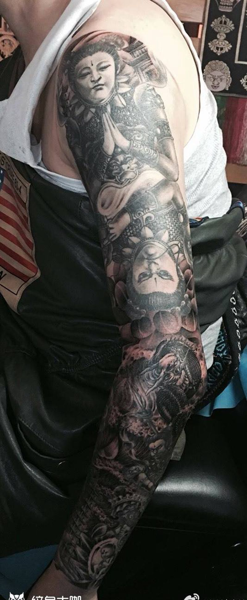 哪吒花臂未完成纹身图片_成品手臂传统国画人物鬼神宗教原创纹身图案