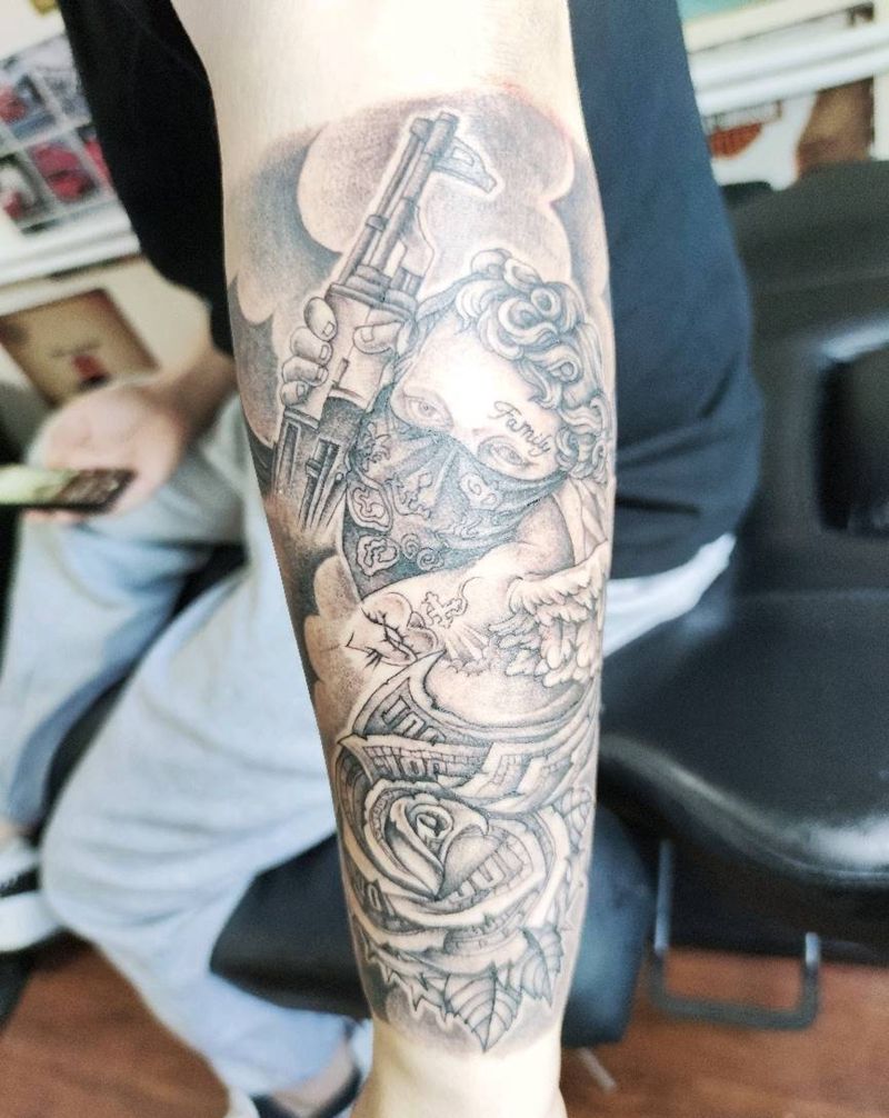 天使纹身图片_手臂欧美写实点刺纹身图案