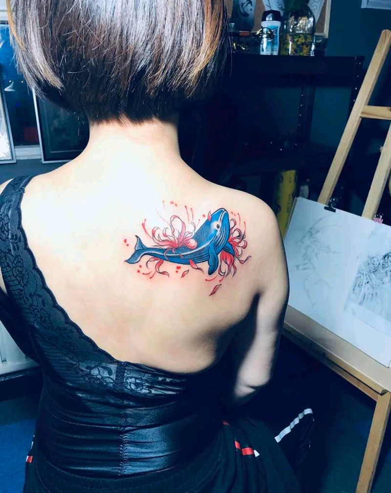 海豚纹身图片_肩部水彩纹身图案