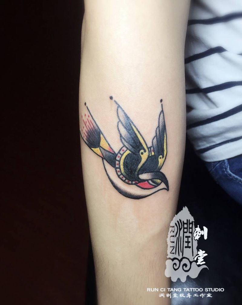 润刺青出品#燕子#纹身图片_成品手臂手部欧美动物纹身图案