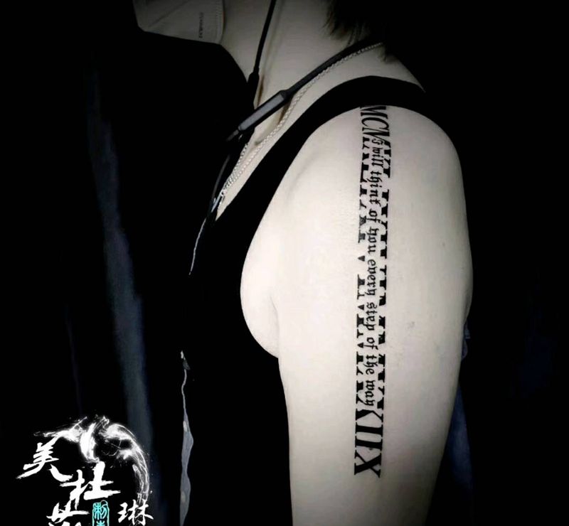 字母纹身图片_手臂纹身图案