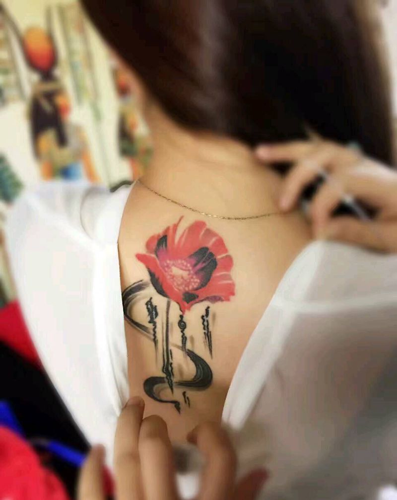 罂粟花纹身图片_背部清新贴纸植物生活成品纹身图案