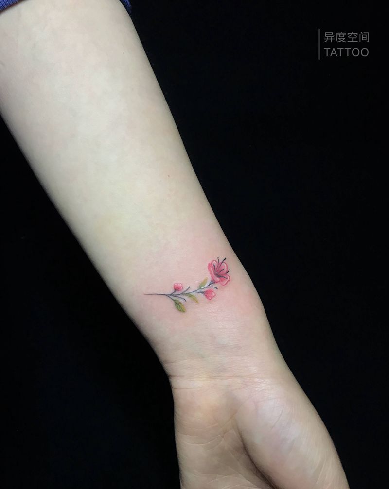 花纹身图片_手臂小清新植物花纹身图案