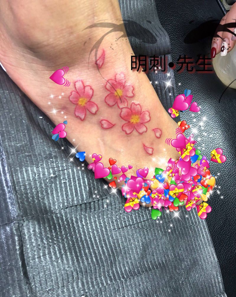 小清新纹身图片_脚部纹身图案