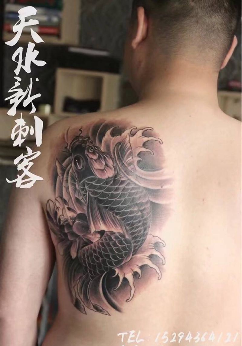 鲤鱼纹身图片