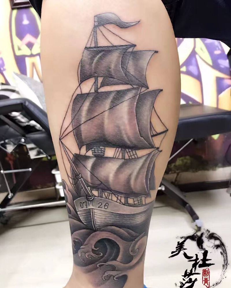 帆船。纹身图片