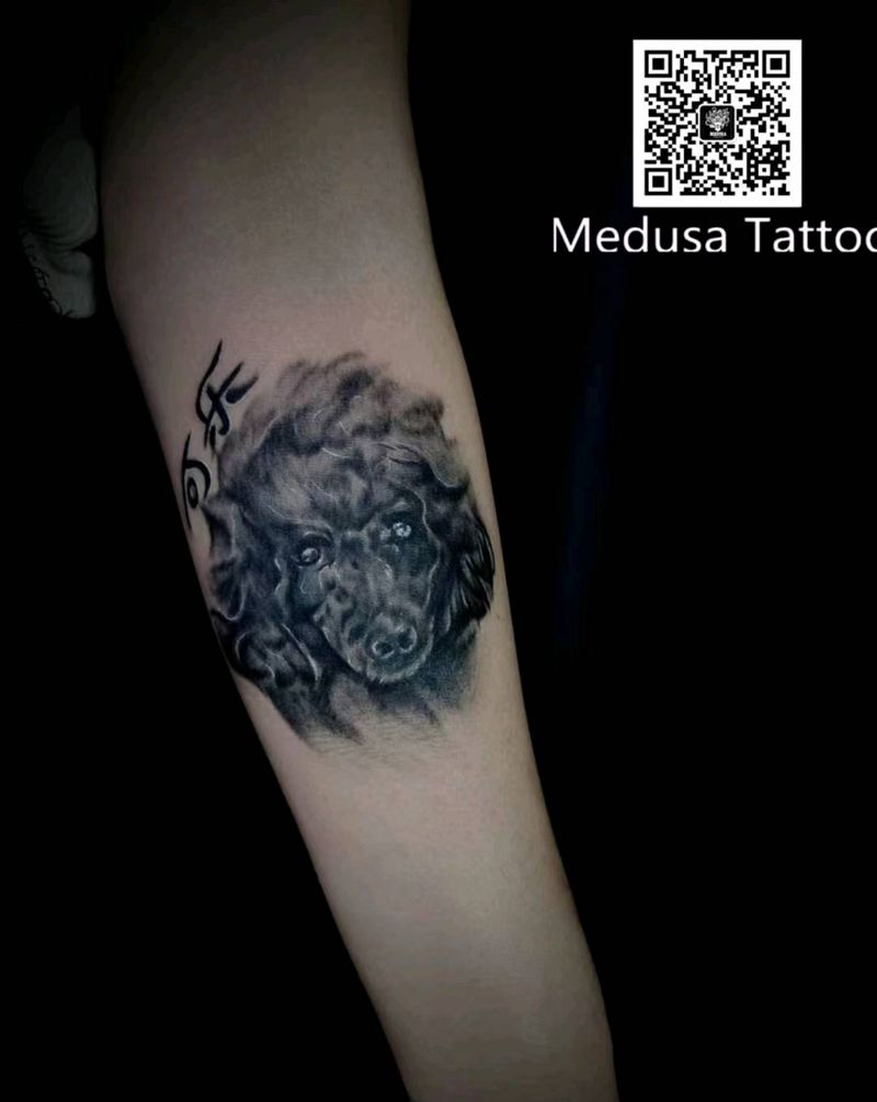 狗纹身图片_手臂纹身图案