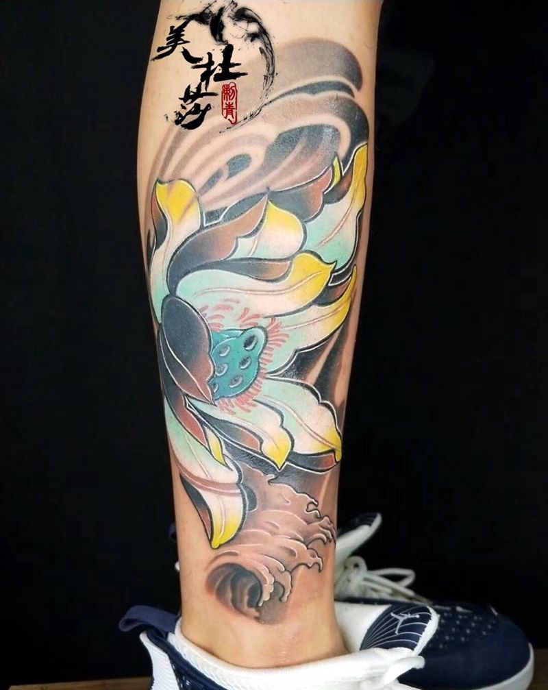 莲花。纹身图片_成品腿部传统植物原创纹身图案