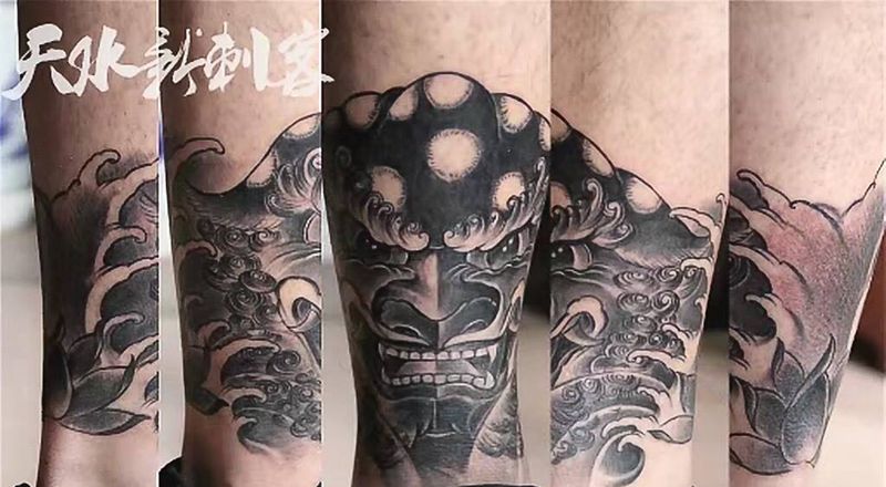 脚腕唐狮纹身图片