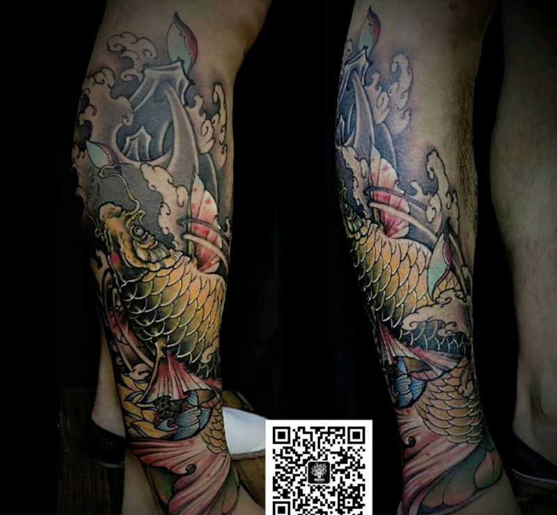 鲤鱼遮盖纹身图片_腿部新传统纹身图案