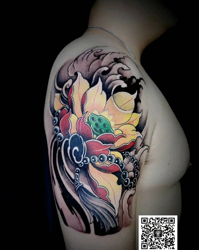 莲花纹身图片_手臂新传统纹身图案