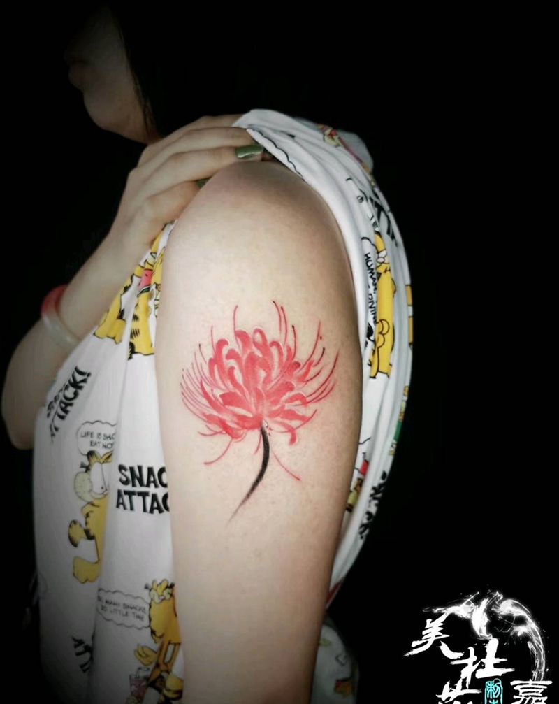 彼岸花纹身图片_手臂水彩纹身图案