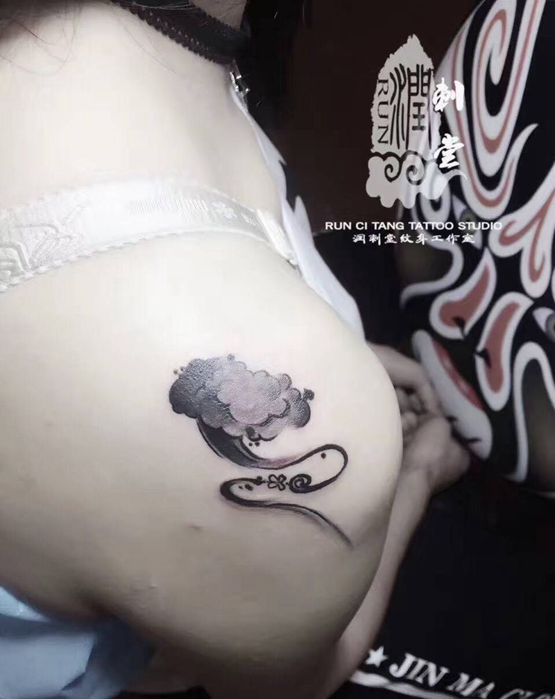 云（胎记遮盖）纹身图片_肩部成品清新贴纸静物纹身图案