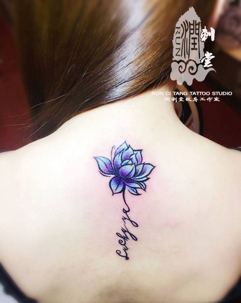 润刺青出品#幸运花#纹身图片_成品颈部背部清新植物字符纹身图案