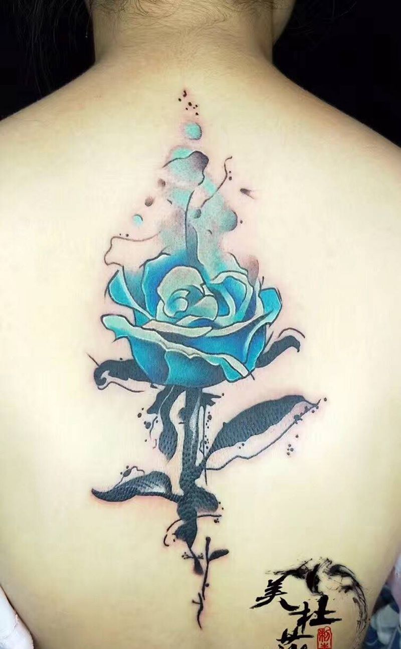 玫瑰花。纹身图片_成品背部欧美植物原创纹身图案