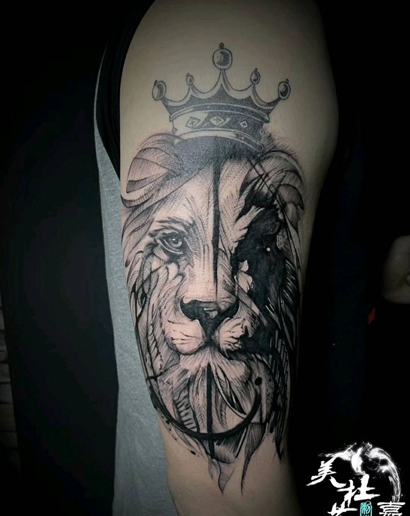 狮子纹身图片_手臂纹身图案