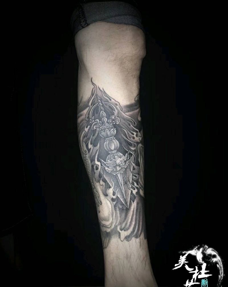 降魔杵纹身图片