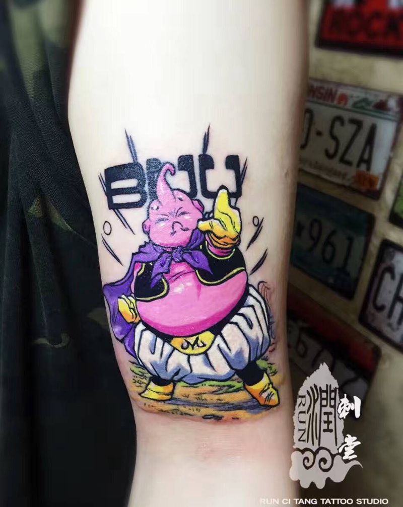 儿时的记忆 承载者是龙珠迷纹身图片_成品手部手臂欧美人物纹身图案