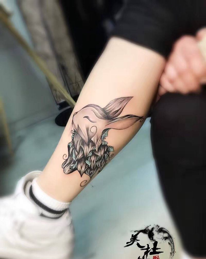 兔子。纹身图片_成品腿部欧美清新动物纹身图案