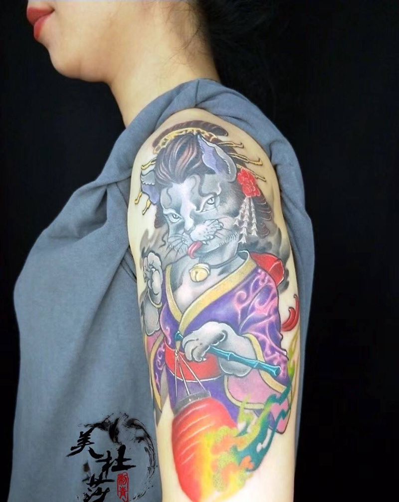 艺妓猫。纹身图片_成品手臂传统动物原创纹身图案