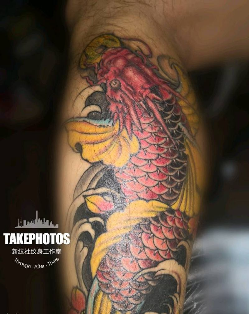 熬鱼纹身图片_腿部新传统纹身图案