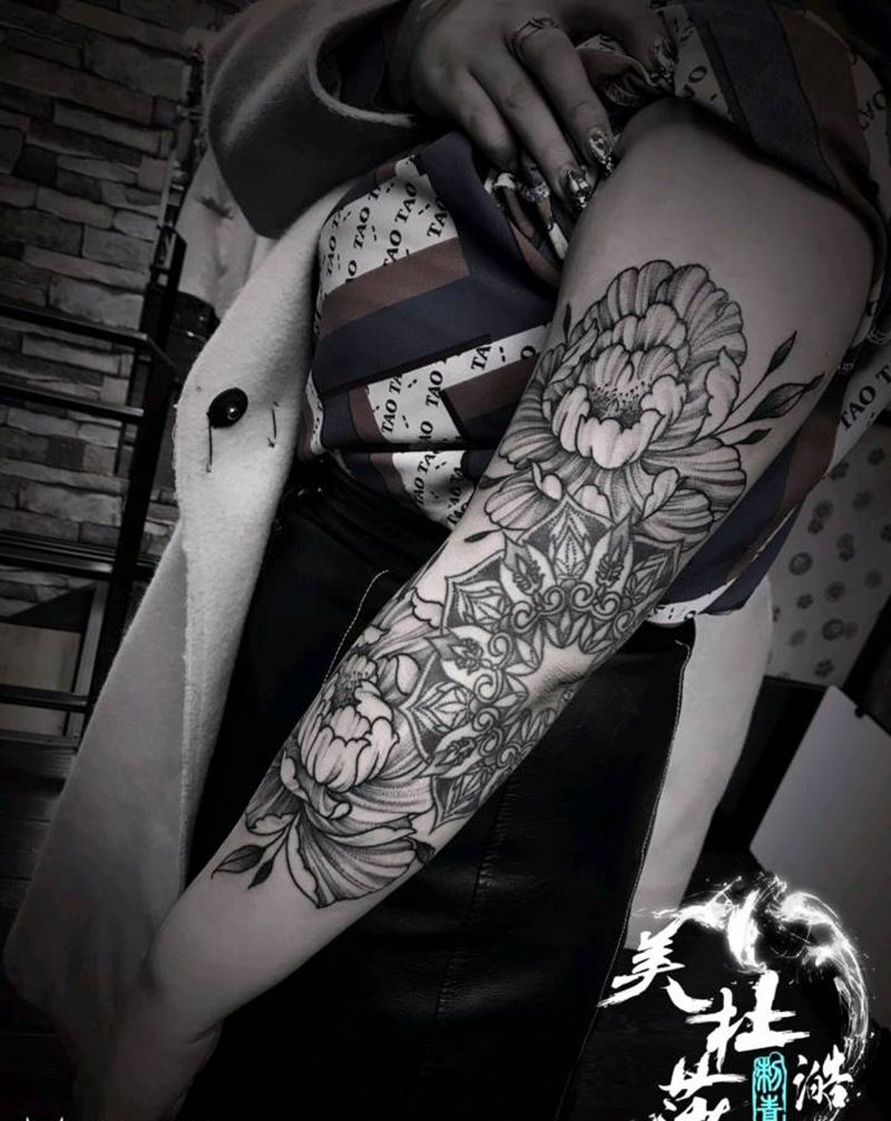 针痕花纹身图片