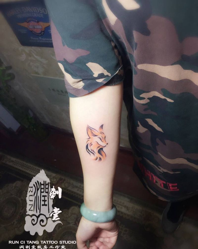 狐狸纹身图片_成品手臂欧美清新动物纹身图案