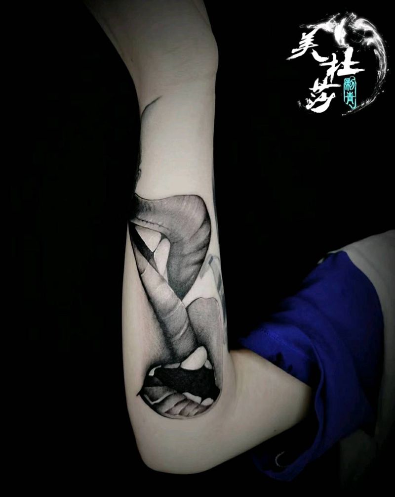 爱情的味道纹身图片_欧美写实纹身图案