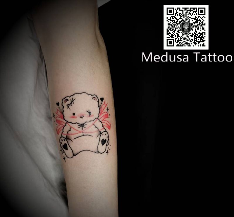 熊纹身图片_手臂New School纹身图案