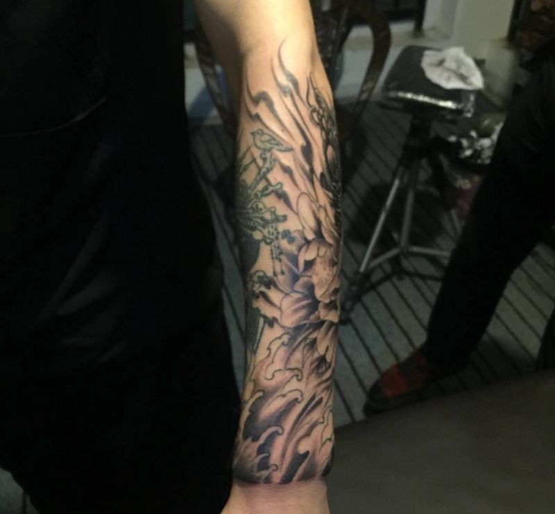 鲤鱼接捞图纹身图片