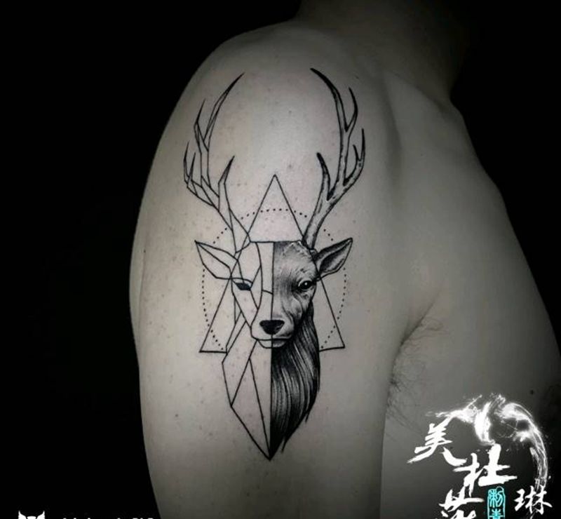 几何鹿纹身图片_手臂几何纹身图案