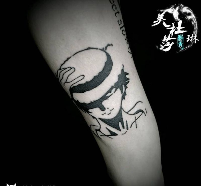 路飞纹身图片_手臂New School纹身图案