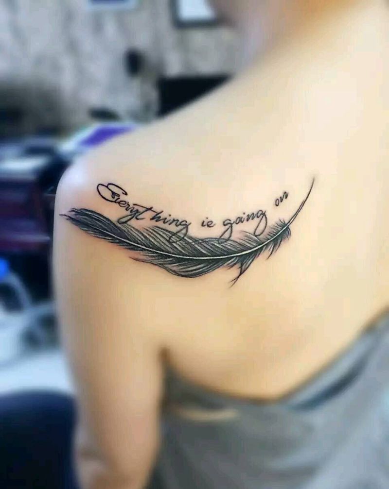 羽毛 字纹身图片_肩部背部清新贴纸静物生活成品纹身图案