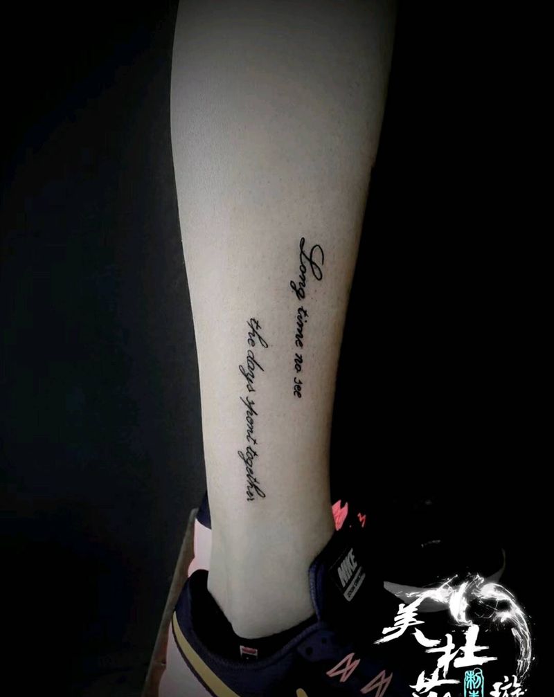 字母纹身图片_腿部纹身图案