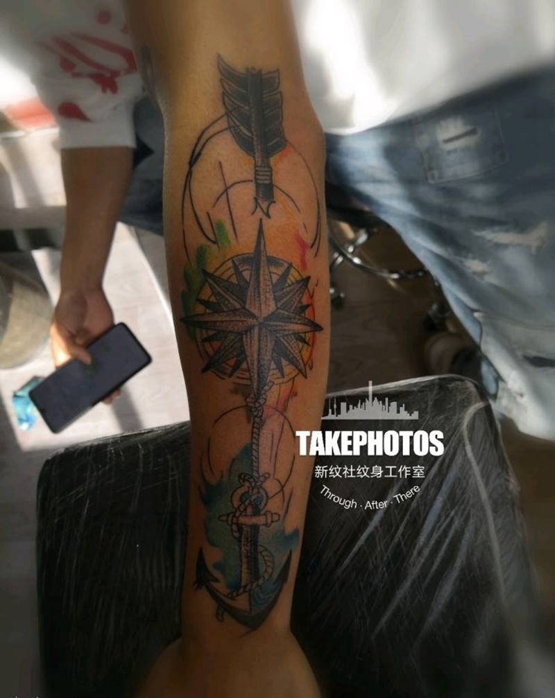 指南针船锚纹身图片_手臂水彩纹身图案