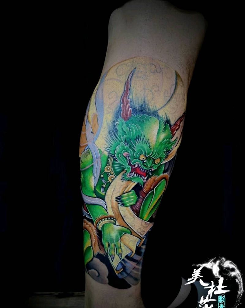 风神纹身图片_腿部新传统纹身图案