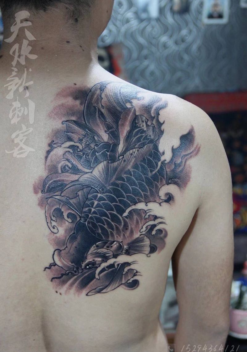 鲤鱼纹身图片