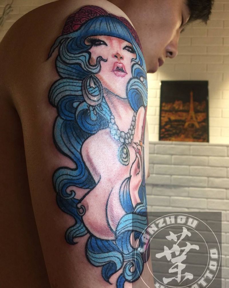 烟纹身图片_手臂New School抽烟美女性感纹身图案