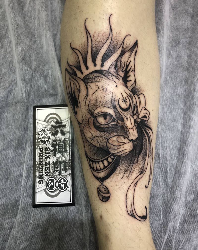 猫纹身图片_腿部点刺欧美写实纹身图案