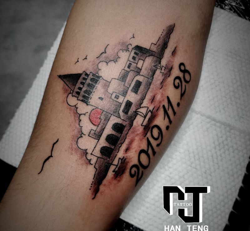 房子纹身图片_手臂几何纹身图案