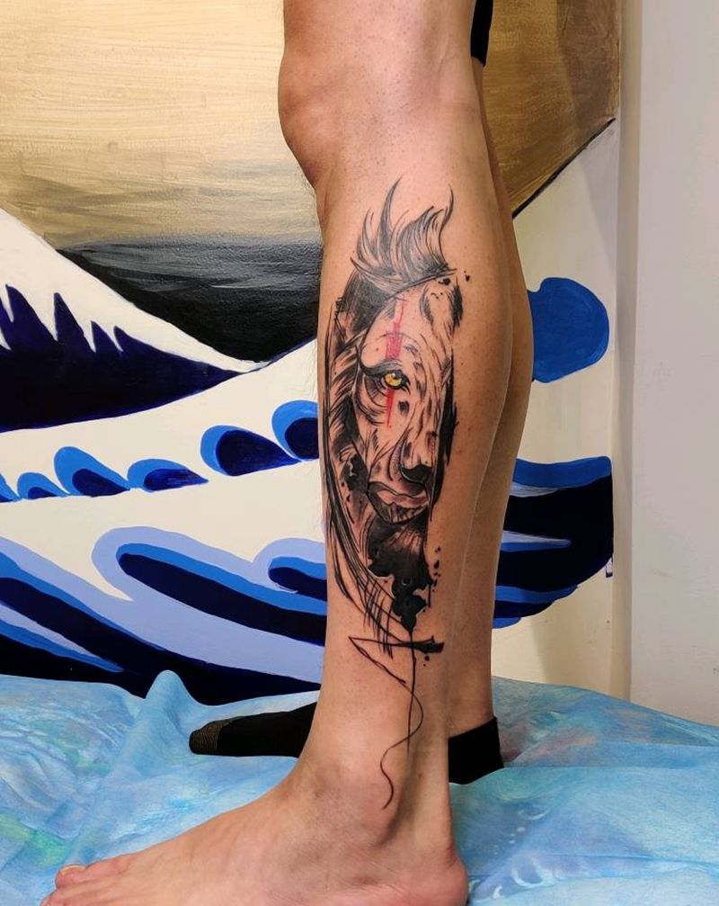 狮子纹身图片_腿部水墨欧美写实纹身图案