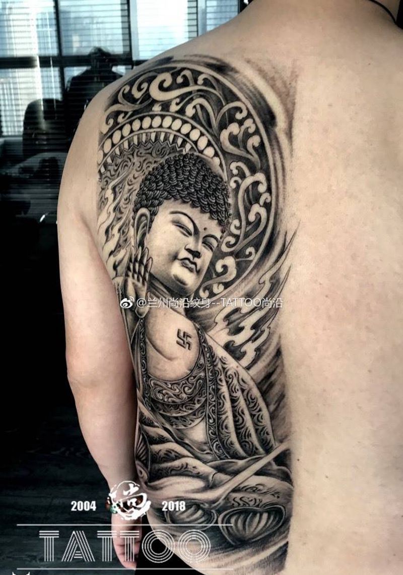 半背佛纹身图片